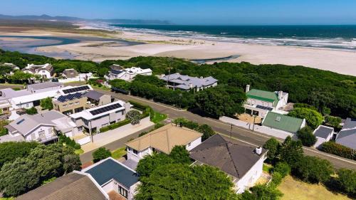 Voelklip Apartamento | Hermanus Family Getaway - Near The Beach