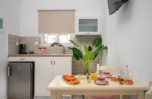 Kato Stalos Casa | Hermes Beach Front