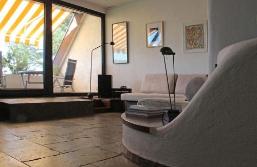Dahn Casa | Hermitage-Dahn Modern retreat