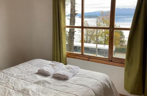 San Carlos de Bariloche Apartamento | Hermosa Cabaña con vista al Nahuel Huapi