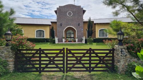 José de la Quintana Casa | HERMOSA CASA con 4000mts de PARQUE en las SIERRAS DE CORDOBA