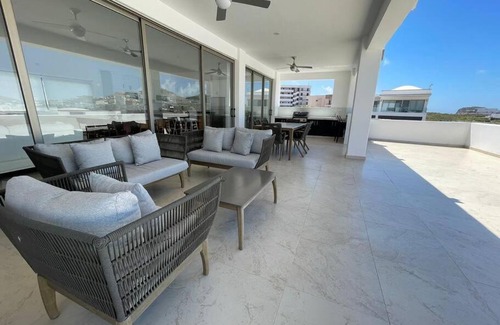 Marina Real Villa | Hermosa casa con vista al mar.