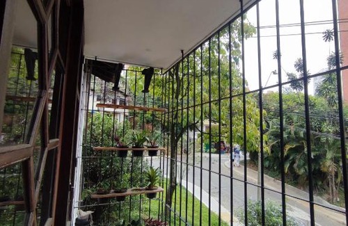 Robledo Casa | Hermosa Casita Vertical