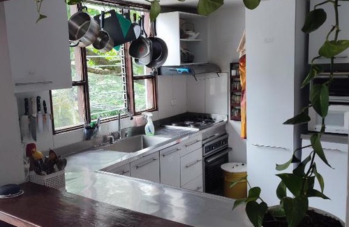 Robledo Casa | Hermosa Casita Vertical