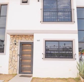 Cerritos Apartamento | Hermosa familiar pool ,cerca de playa by G P S rentas