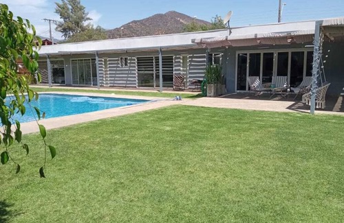 Olmue Casa | Hermosa Gran Casa con Piscina en Olmue