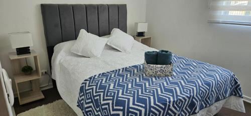 Rancagua Cama Y Desayuno | HERMOSA HABITACION con Estacionamiento privado
