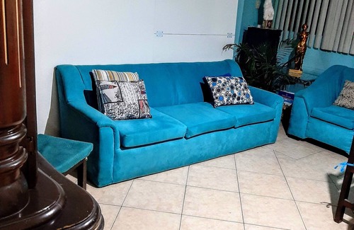 Los Laureles Apartamento | Hermosa y amplia habitacion con baño privado en Quito