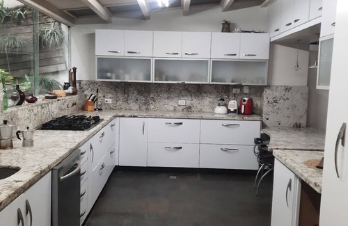 Chacao Casa | Hermosa y Cómoda casa ubicada en Santa Marta - 5Personas