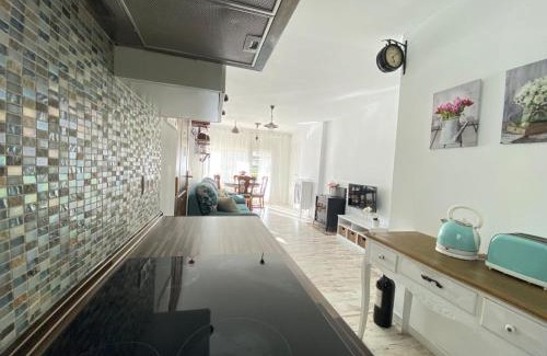 Vilafortuny Apartamento | Hermoso Apartamento Vintage