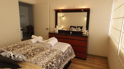 Lince Apartamento | Hermoso departamento amoblado con piscina, area parrillas