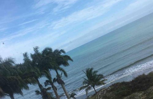 Tonsupa Apartamento | Hermoso departamento, excelente vista al mar