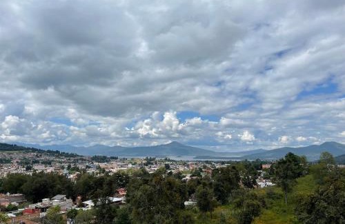 Patzcuaro Apartamento | Hermoso Departamento, WiFi, terraza vista al Lago de Pátzcuaro, elevador, free parking