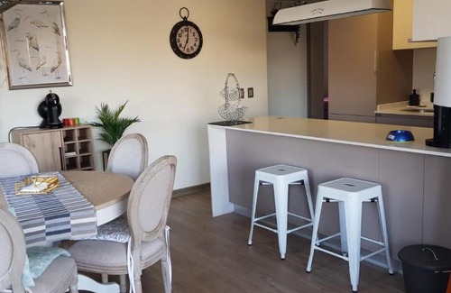 Papudo Apartamento | Hermoso depto en centro de Papudo/6 personas