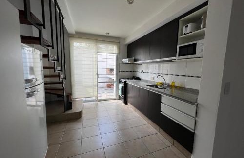 Dorrego Apartamento | Hermoso duplex con estacionamiento