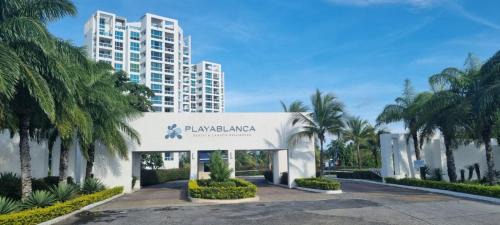 Playa Blanca Apartamento | Hermoso estudio con vista al mar en el Town Center de Playa Blanca Panamá