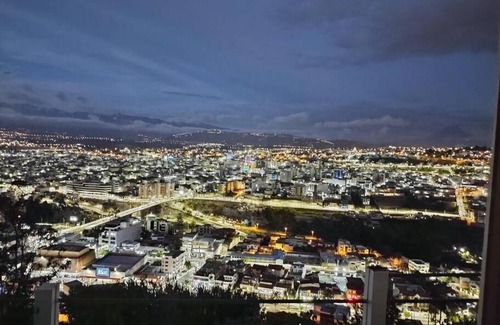 Ambato Apartamento | HERMOSO Y COMODO Departamento vacacional, vista única! TOTALMENTE AMOBLADO E INDEPENDIENTE