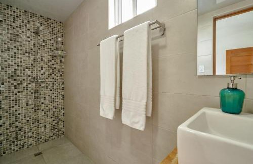 Bella Vista Apartamento | Hermoso y moderno apto en Bella Vista, 9 personas, piscina.