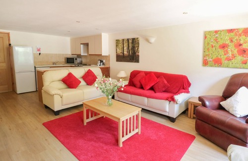 Smallburgh Cabaña | HERON COTTAGE, family friendly, with pool in Wayford