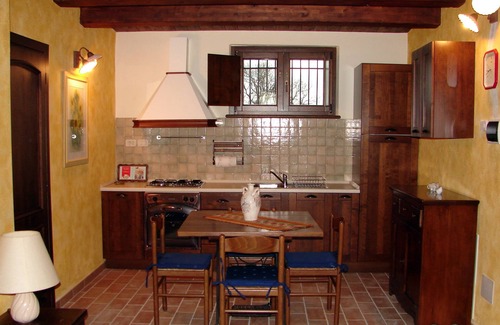 Osimo Apartamento | Heron House Apartment in country house with pool
