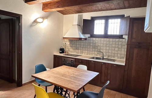 Osimo Apartamento | Heron House Apartment in country house with pool