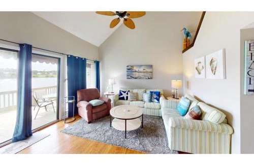 Litchfield by the Sea Villa | Heron Marsh Hideaway Split Level Villa