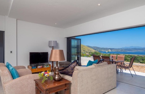 Lake Brenton Apartamento | Heron's View - lagoon views and solar power @Lake Brenton, Knysna