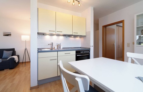 Lemkenhafen Apartamento | Herzlich Willkommen in der Ferienwohnung Kiter