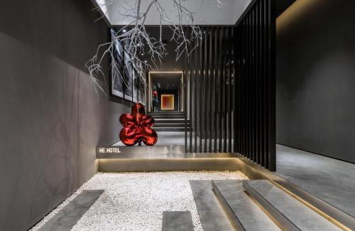Beilin Hotel | HeSu Hidden Art Hotel & Suites - Near Bell Tower & Ideal Location-Spacious rooms featuring King or Double Queen beds -Exclusive Two&Three-Bedroom Suites with Expansive Living Rooms for Group Gathering-Kitty Cuddles & Coffee Gift -Seamless Journey Planning