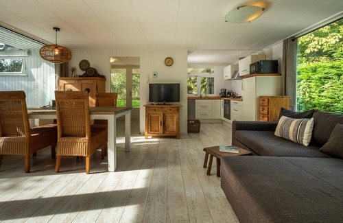 Renesse Casa | Het Ongerepte 51 holiday home privately situated near beach in Renesse
