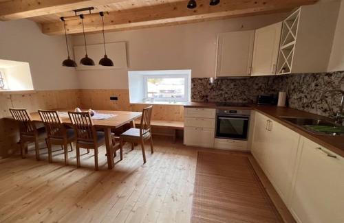 Bruck an der Grossglocknerstrasse Casa | Hettegg Lehen by Interhome