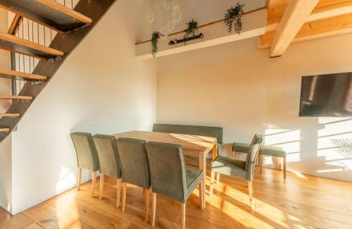 Buhlau Casa | HexenburgbeiDresden 4 Raum Architektengaleriewohnung mit Whirlwanne, Kamin, Balkon-Nähe Sächsische Schweiz Dresden