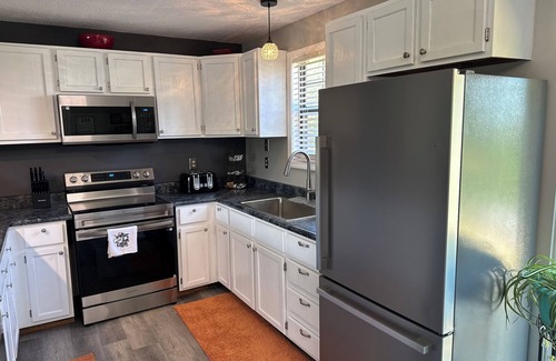 Rogersville Casa | Hey friends, welcome to Maggie’s Place and enjoy a relaxing and peaceful stay