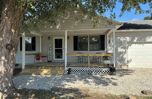 Rogersville Casa | Hey friends, welcome to Maggie’s Place and enjoy a relaxing and peaceful stay