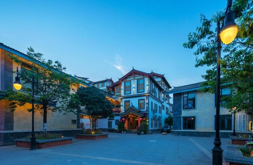 Gucheng Casa | Heyue Garden Hotel 丽江古城花园民宿