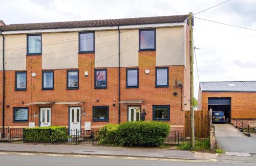 Heywood Casa | Heywood House - Contractor stays by Niji Short Stays
