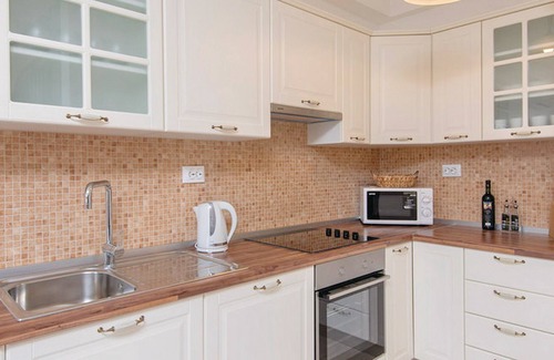 Loviste Casa | HH Lovište Three Bedroom Holiday Home,Pool&SeaView