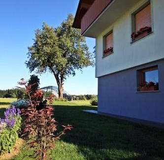 Sencur Casa | Hiša na Vrtu