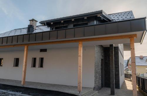 Grad Apartamento | Hiša S'TJE Krvavec Ski Resort