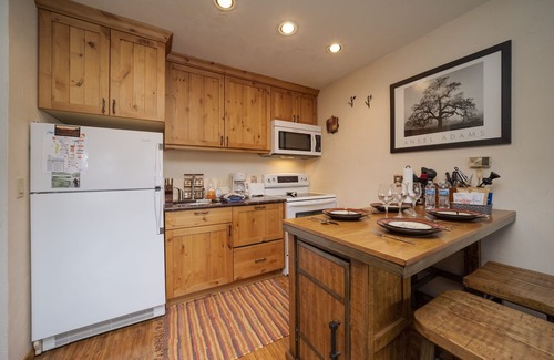 Winter Park Condominio | Hi Country Haus - 13-15 1 Bedroom Condo by RedAwning