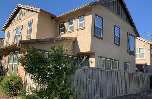 Davis Casa | Nueva casa espaciosa de alta gama, 2. 5 millas de UCD