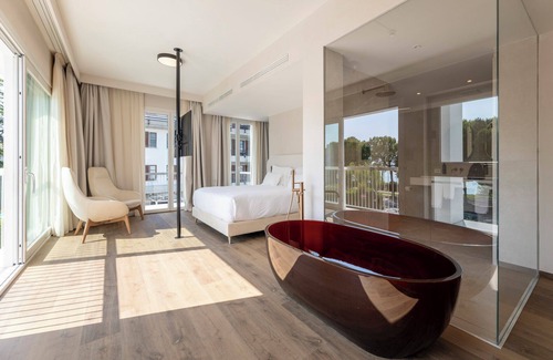Colombare Hotel | Hi Hotels Sirmione - Lakeview Pool