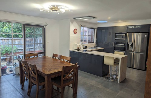 Carnegie Casa | Hi-Tech Hideaway with Surprises.