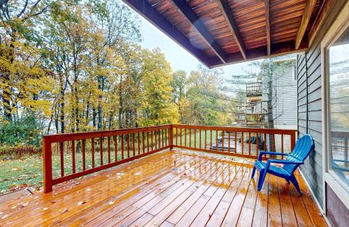 McHenry Casa | Hibernation Hideaway