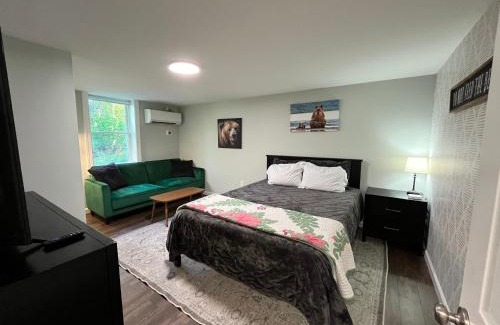 Winston - Salem Apartamento | Hibernation Station - No Cave Required