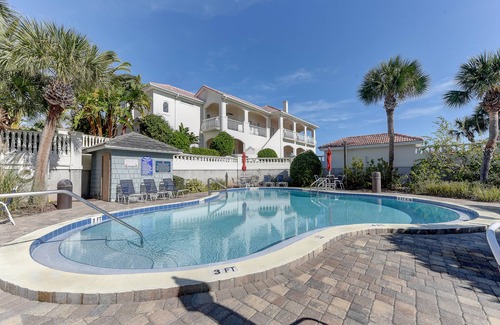 Butler Beach Condominio | Hibiscus 102-d