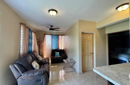 Estate Contant Apartamento | Hibiscus a New Spacious Apartment with a Sea View and Perfect Location