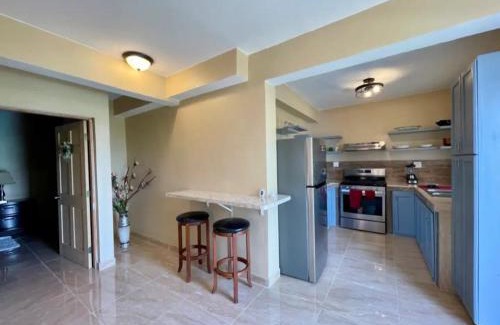 Estate Contant Apartamento | Hibiscus a New Spacious Apartment with a Sea View and Perfect Location