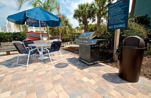 Butler Beach Casa | Hibiscus A103 [2/2] Free Activities! & Oceanfront Wifi 3 Pools