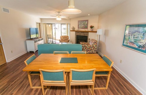 Butler Beach Condominio | Hibiscus E204 Free Activities, Oceanfront, Wifi, 3 Pools